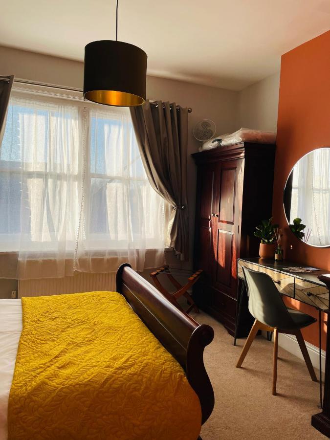 Rooms At The Rosebery Норвич Экстерьер фото